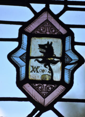 Pun on Moreton image window 282472bro